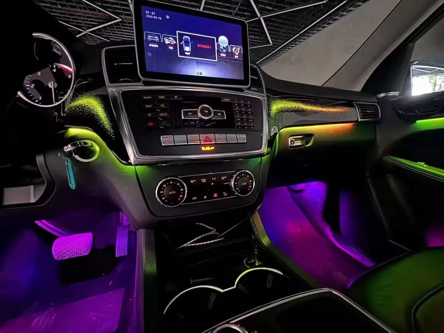 Ambient Light per Mercedes