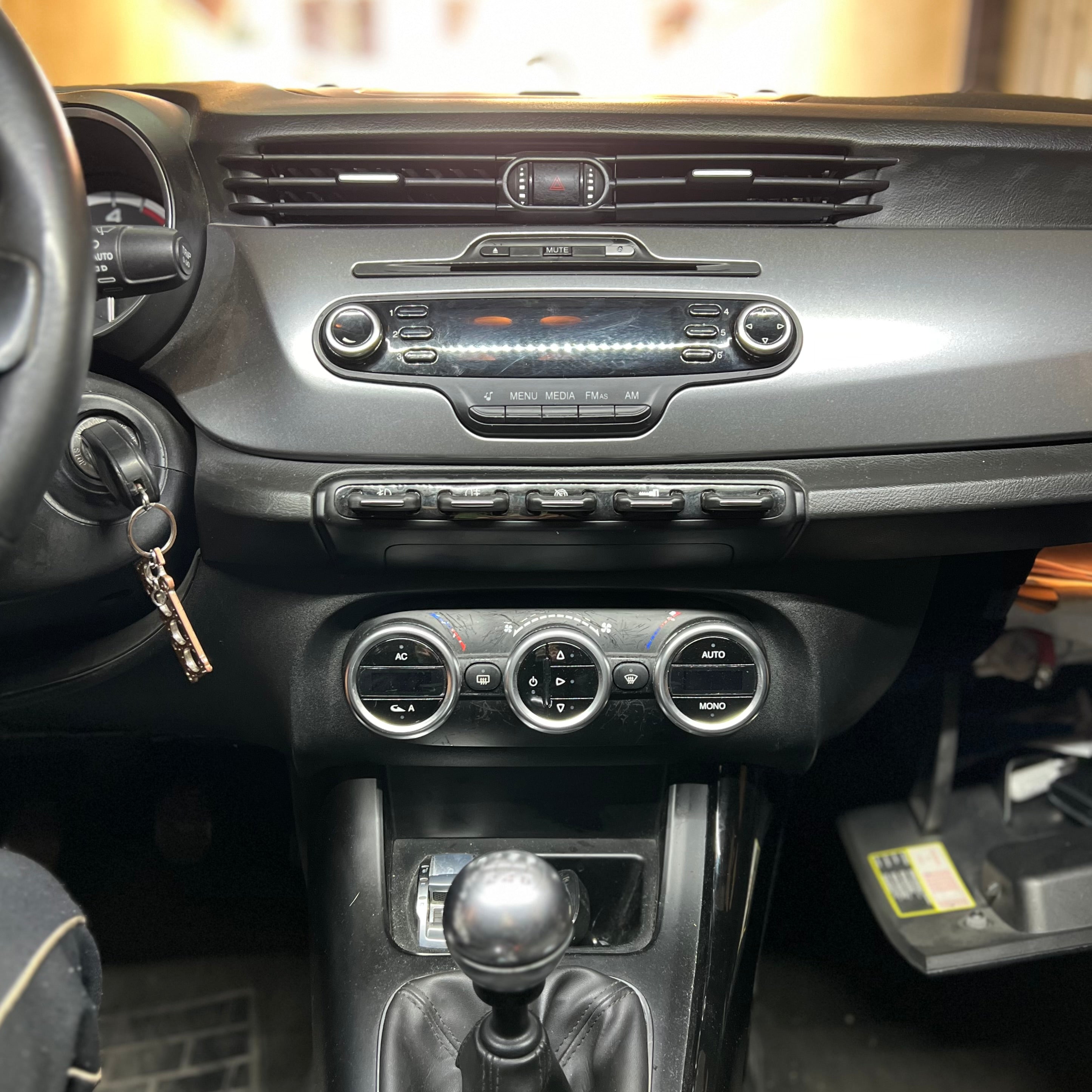 Kit Montaggio Autoradio 9"Pollici Alfaromeo Giulietta (2010-2014) Mascherina, Cablaggio Autoradio Android