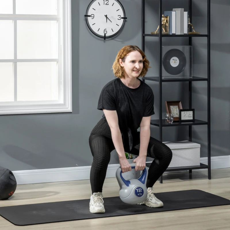 SPORTNOW Kettlebell 12kg in PU e Sabbia con Base Piatta e Impugnatura per Stacchi, Squat e Sollevamenti, 24x17x28 cm, Blu