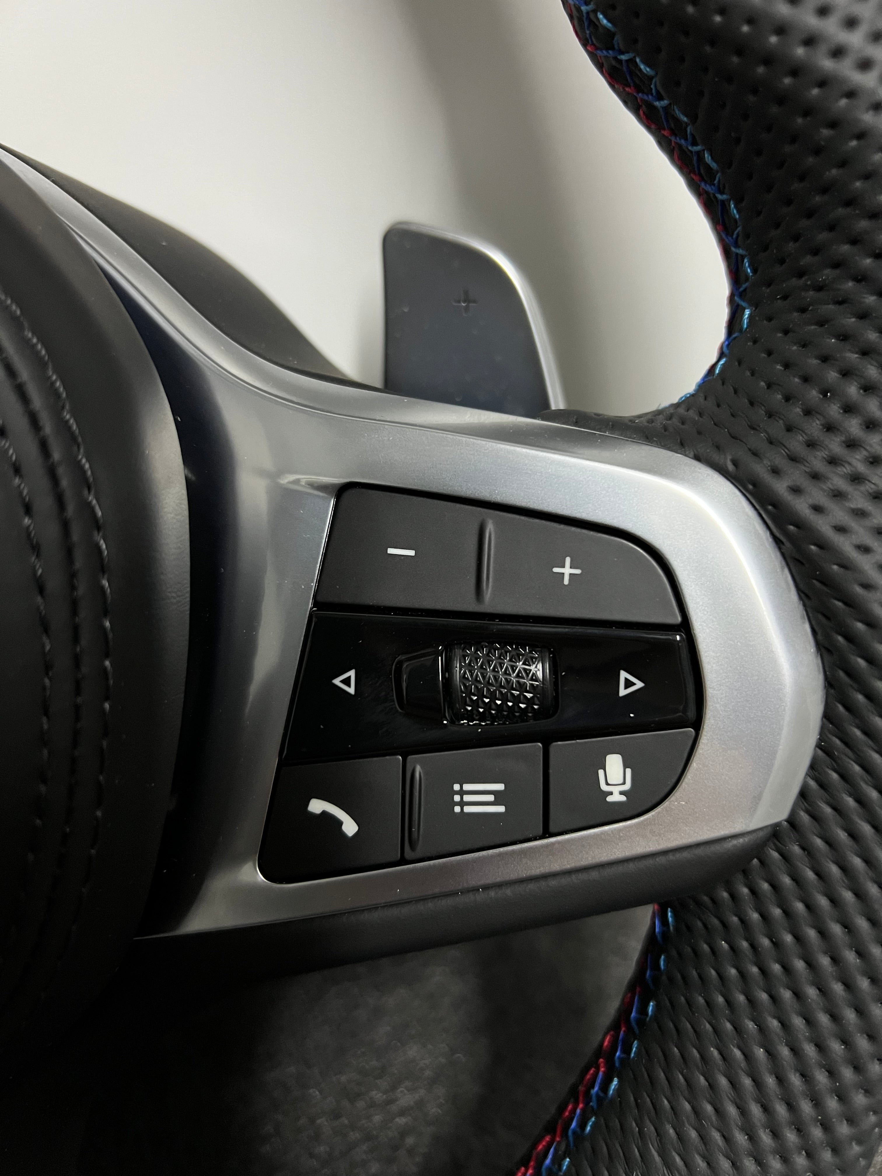 Volante per BMW, Pelle Nera, Linea Azzurra, Sport