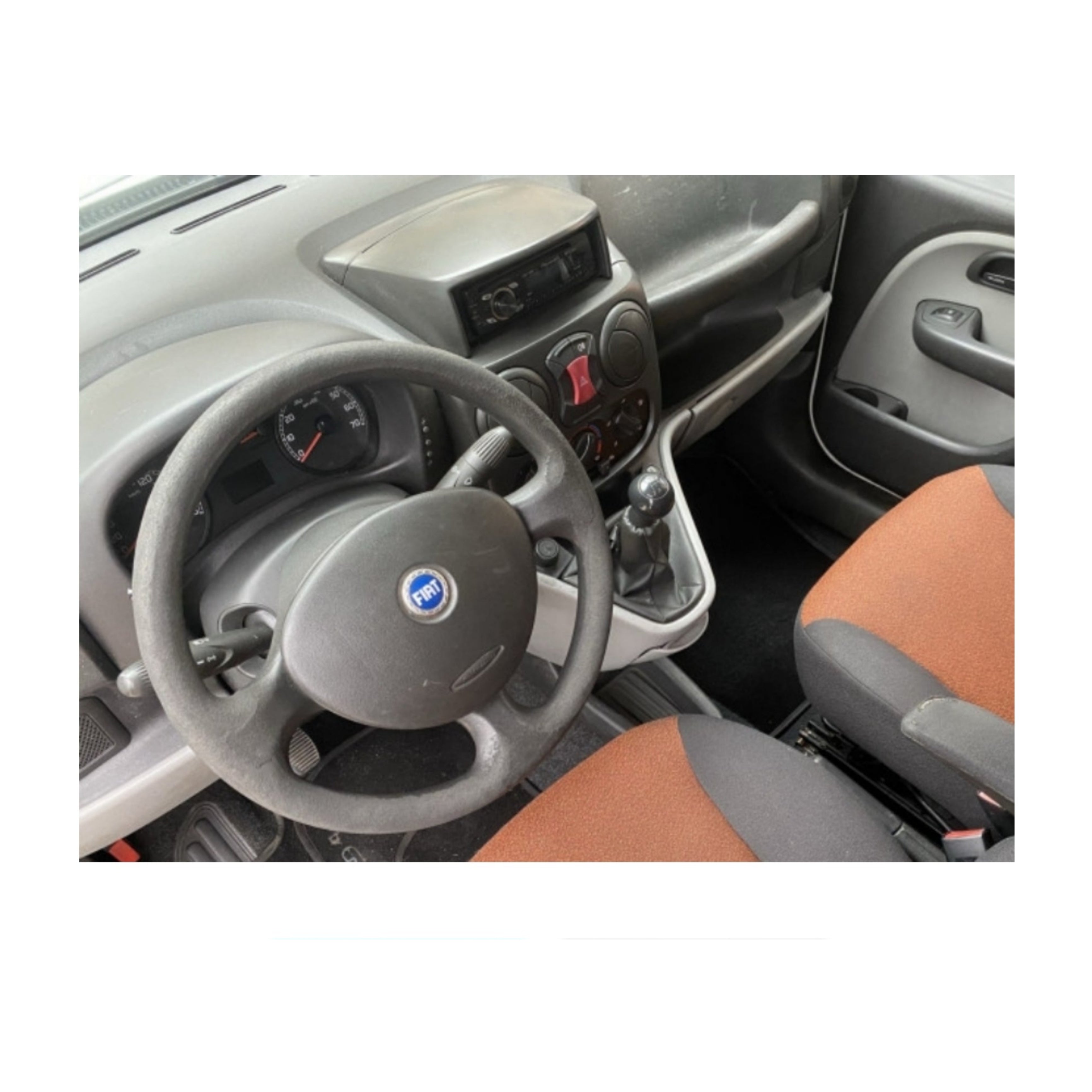 Autoradio per Fiat Doblo 7" | 2000-2009 | Bluetooth | Radio | USB | CarPlay + Android Auto