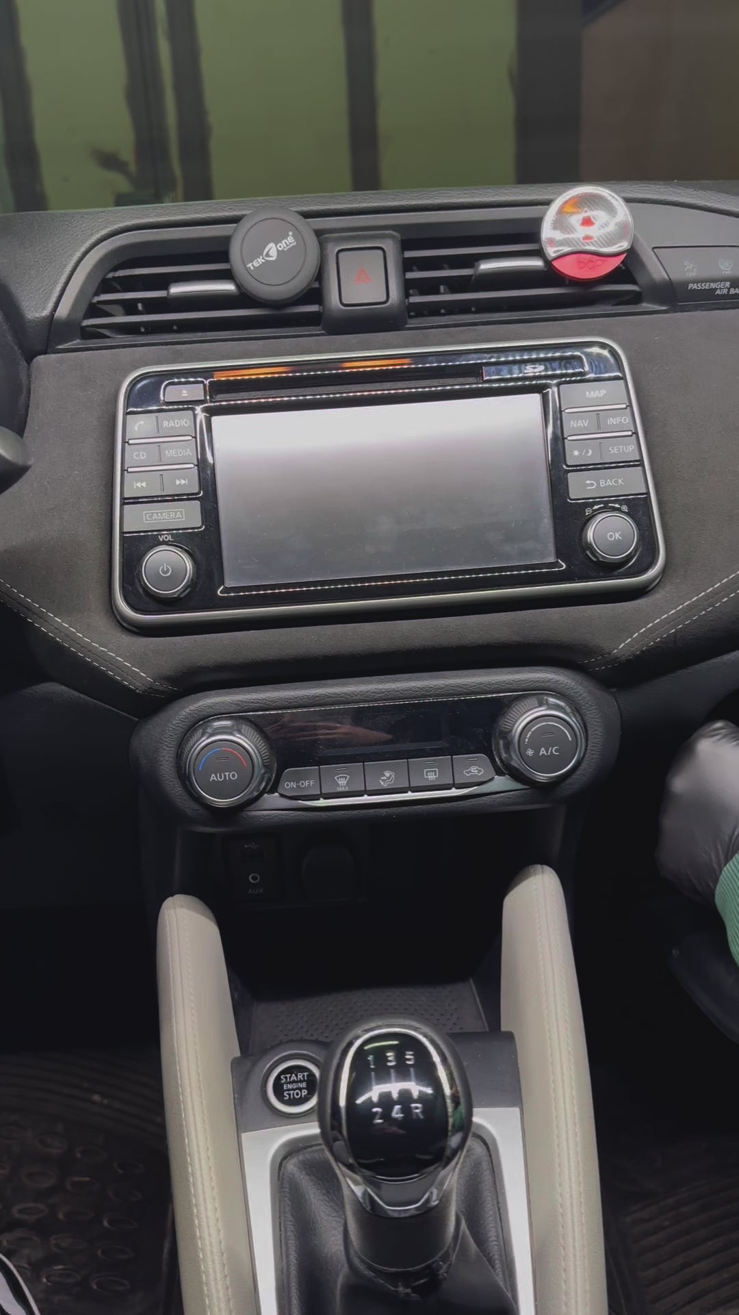 Autoradio per Nissan Micra 9" | 2017-2023 | Android | Bluetooth | CarPlay | Android Auto | 2GB/4GB/6GB/8GB Ram