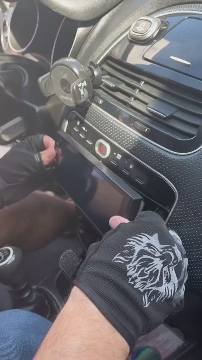 Autoradio per Fiat Punto Evo 6.9" | 2009 in Poi | Android | Bluetooth | CarPlay | Android Auto | 2/32GB Ram