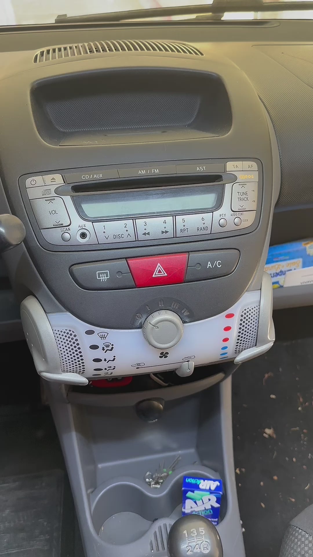 Autoradio per Toyota Aygo | Citroen C1 | Peugeot 107 10.1" | 2005-2014 | Android | Bluetooth | CarPlay | Android Auto | 2GB/4GB/8GB Ram
