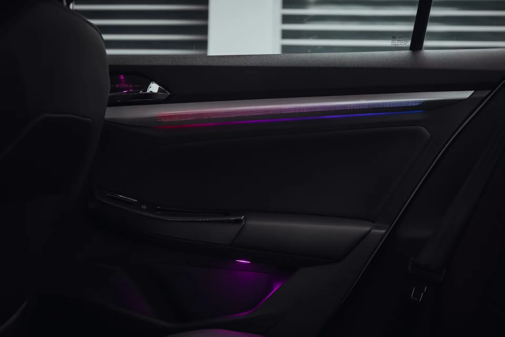Ambient Light per Volkswagen VW Bora (2019-2024), 256 Colori, APP