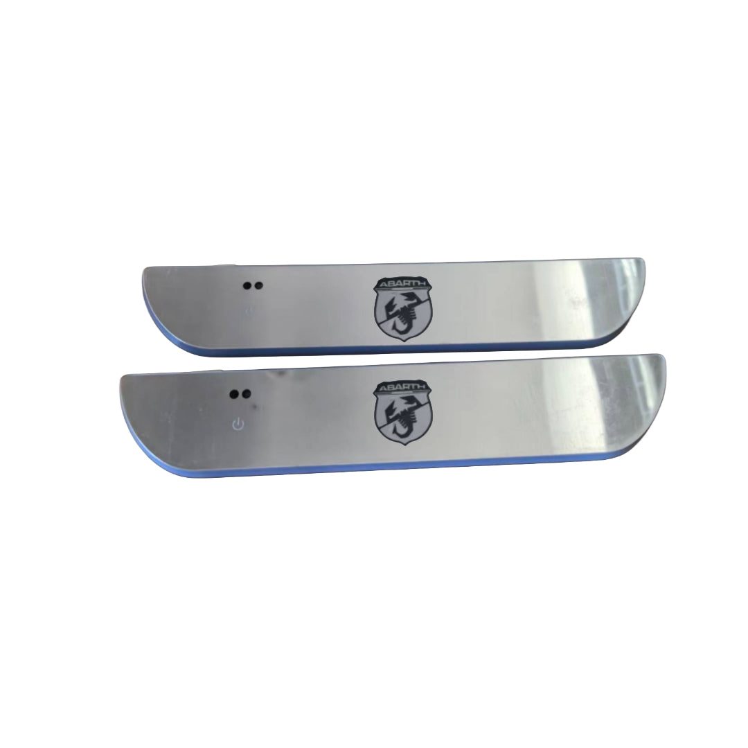 Kit Battitacco per Fiat Abarth, LED, Senza Filo con Adesivo