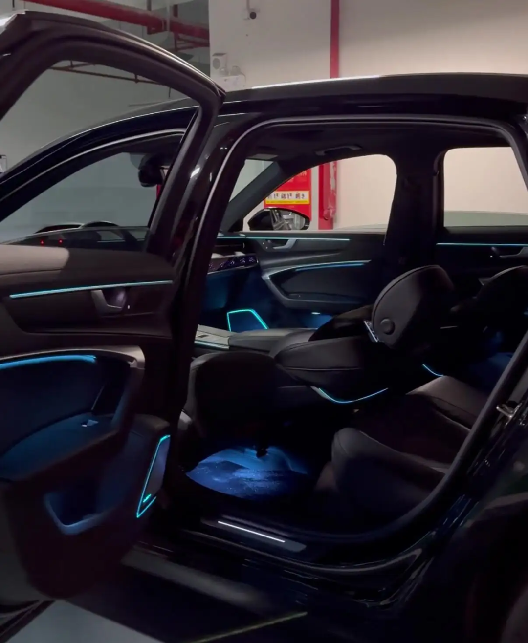 Ambient Light per Audi A6 C8 (2018-2026), 64 Colori RGB