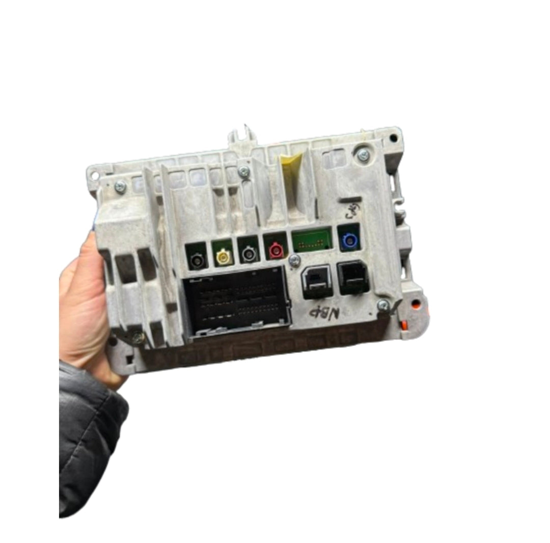 Autoradio per Jeep Renegade 9", Android, Bluetooth, CarPlay, Android Auto, 4/64GB Ram