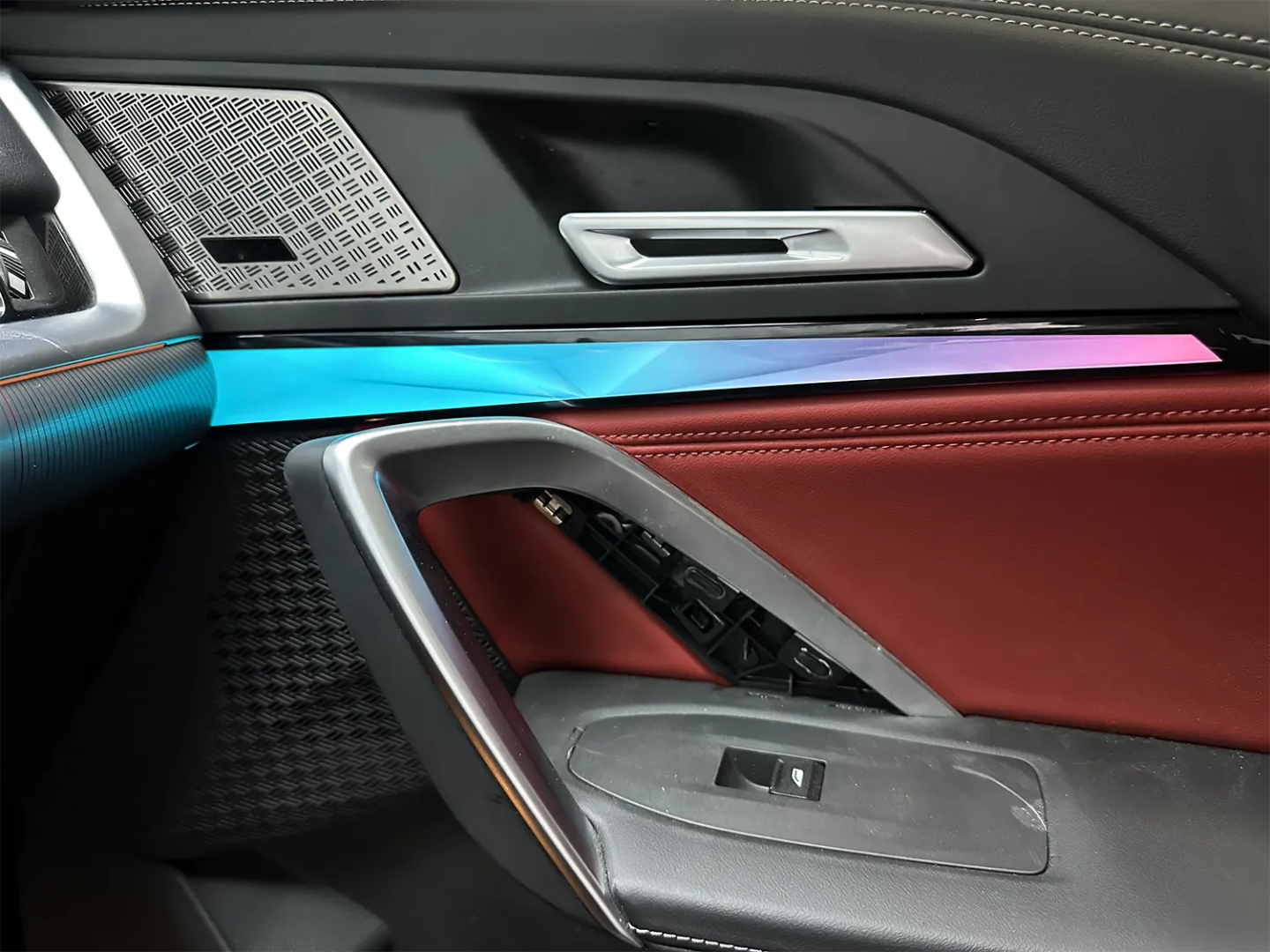 Ambient Light per BMW UI11, UI13, X1, IX1, IX2, IX2 (2022>), 64 Colori RGB