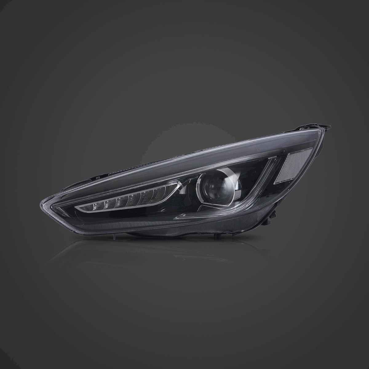Fanali Anteriore Completo per Ford Focus 3ª Serie (2015-2018) a LED