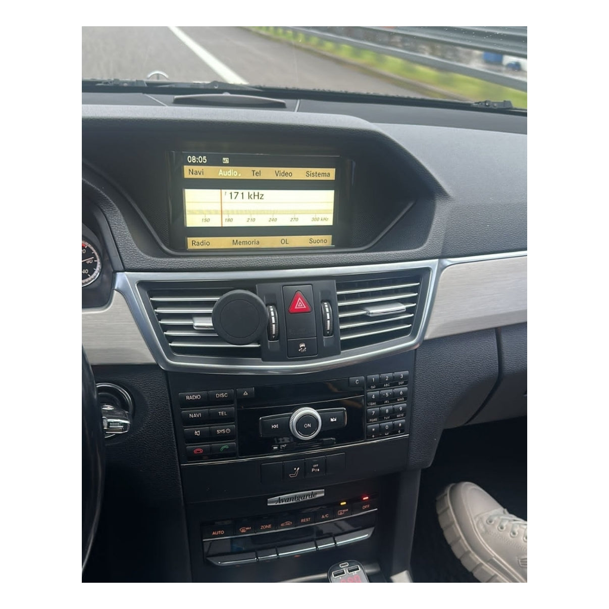 Autoradio per Mercedes Classe E W212 14.9" | 2009-2012 | Android | Bluetooth | CarPlay | Android Auto | 4/8GB Ram