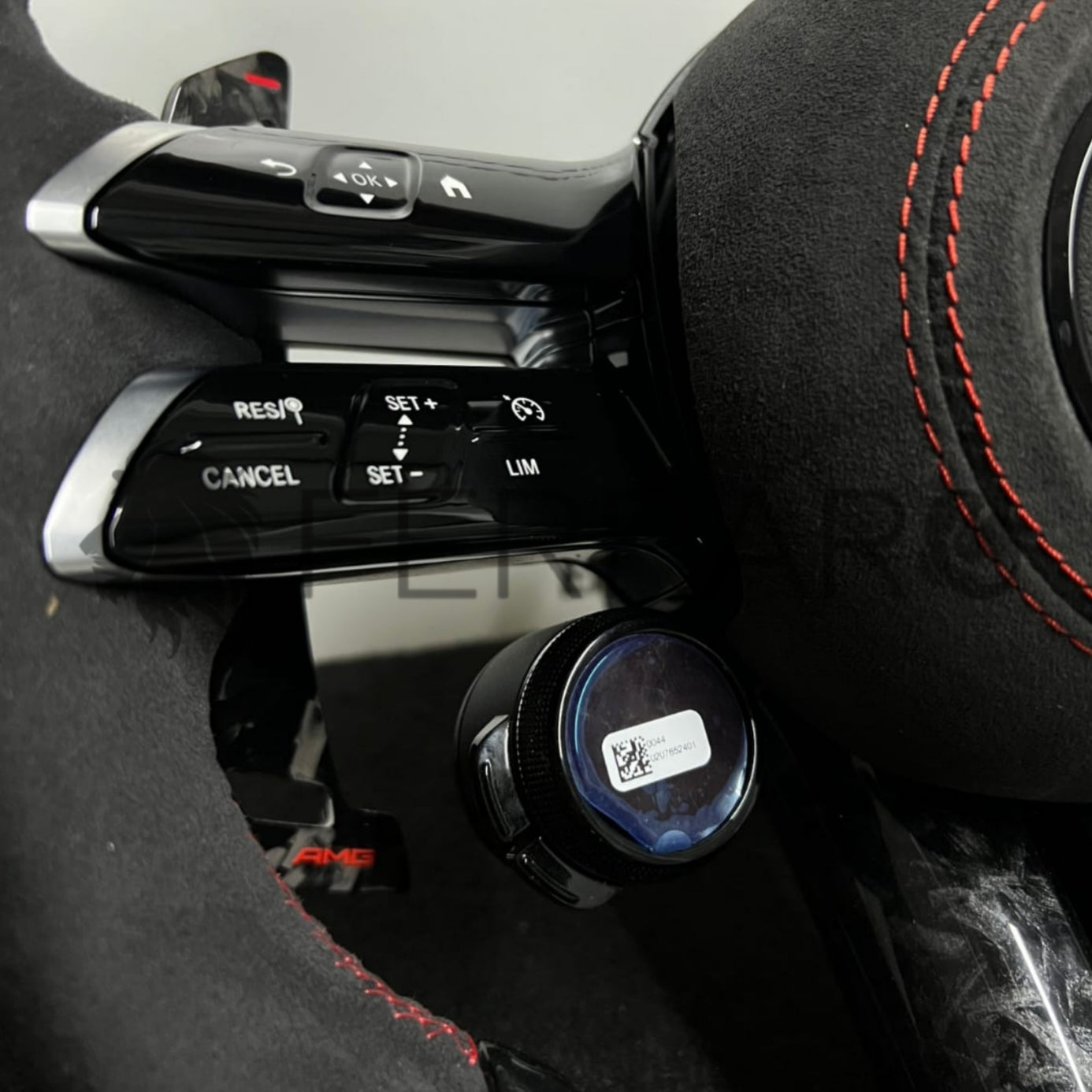 Volante per Mercedes, Carbonio Diagonale, Pelle Scamosciata, Galvanica, Linea Rossa, Pomelli AMG