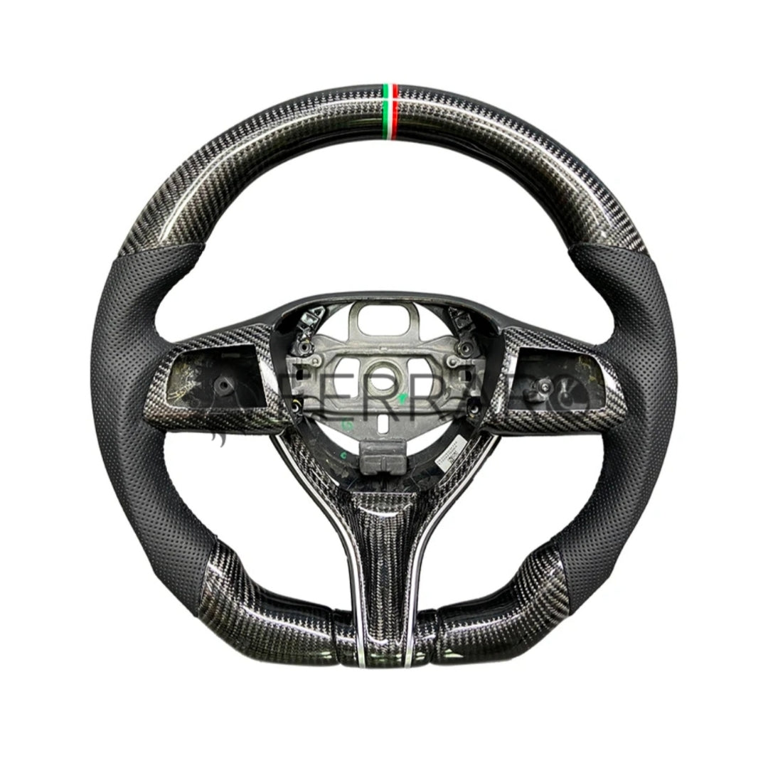 Volante Sportivo per Maserati Quattroporte (2013-2025), Carbonio, Customizzato in Pelle