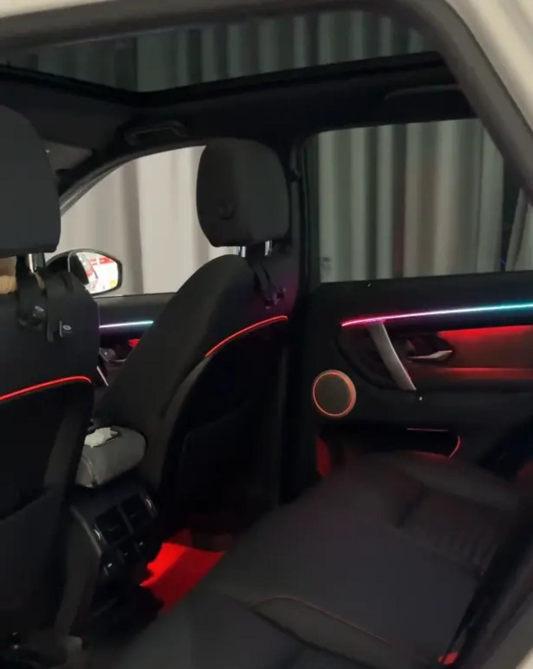 Ambient Light per Land Rover Discovery Sport (2020-2025), 64 Colori RGB