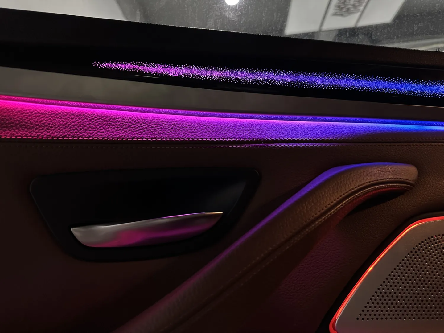 Ambient Light per BMW Serie 5 F10, F11 (2011-2017), 64 Colori RGB