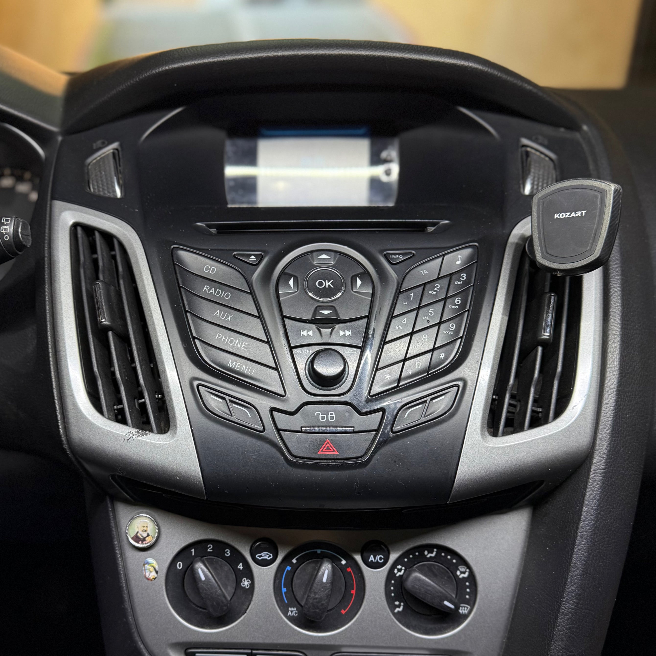 Autoradio per Ford Focus 3 9" 2K | 2011-2019 | Android | Bluetooth | CarPlay | Android Auto | 12/256GB Ram