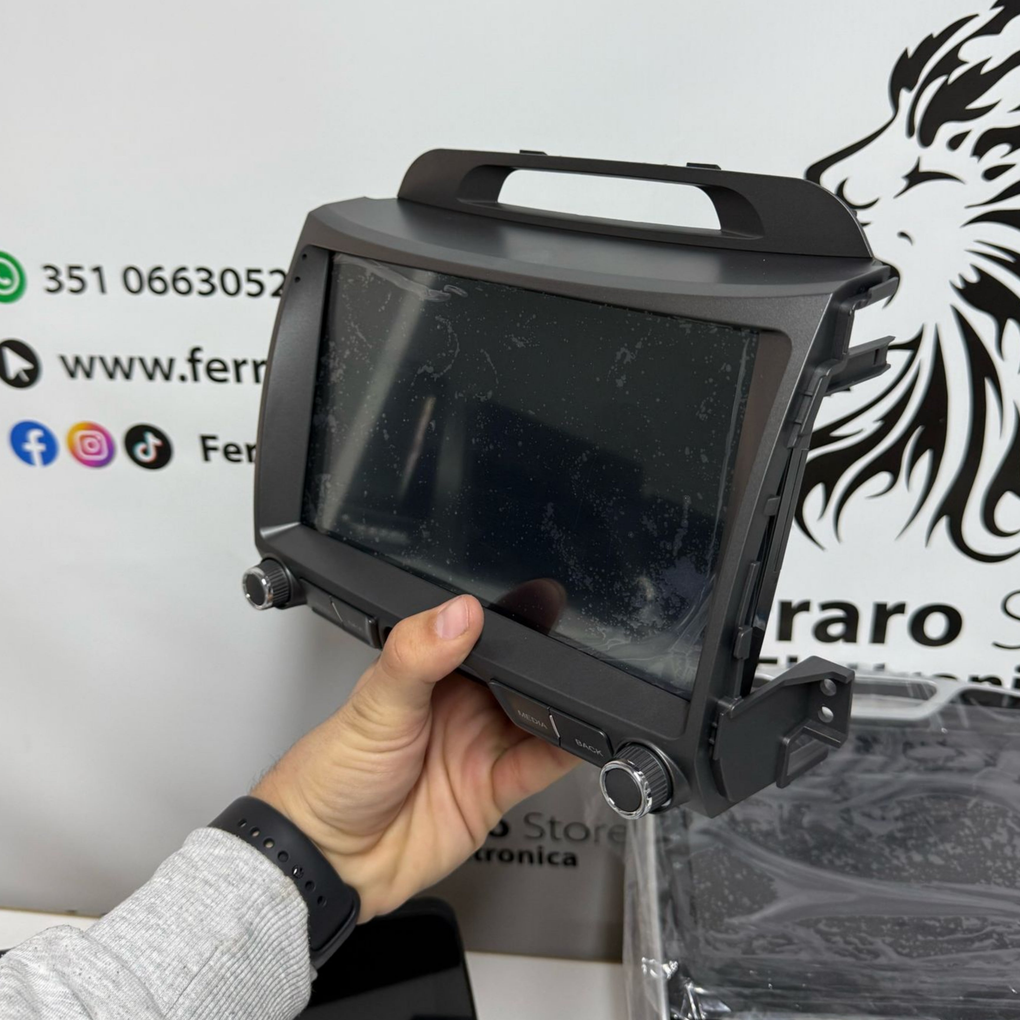 Autoradio per Kia Sportage 3 9" 2K | 2010-2016 | Android | Bluetooth | CarPlay | Android Auto | 12/256GB Ram