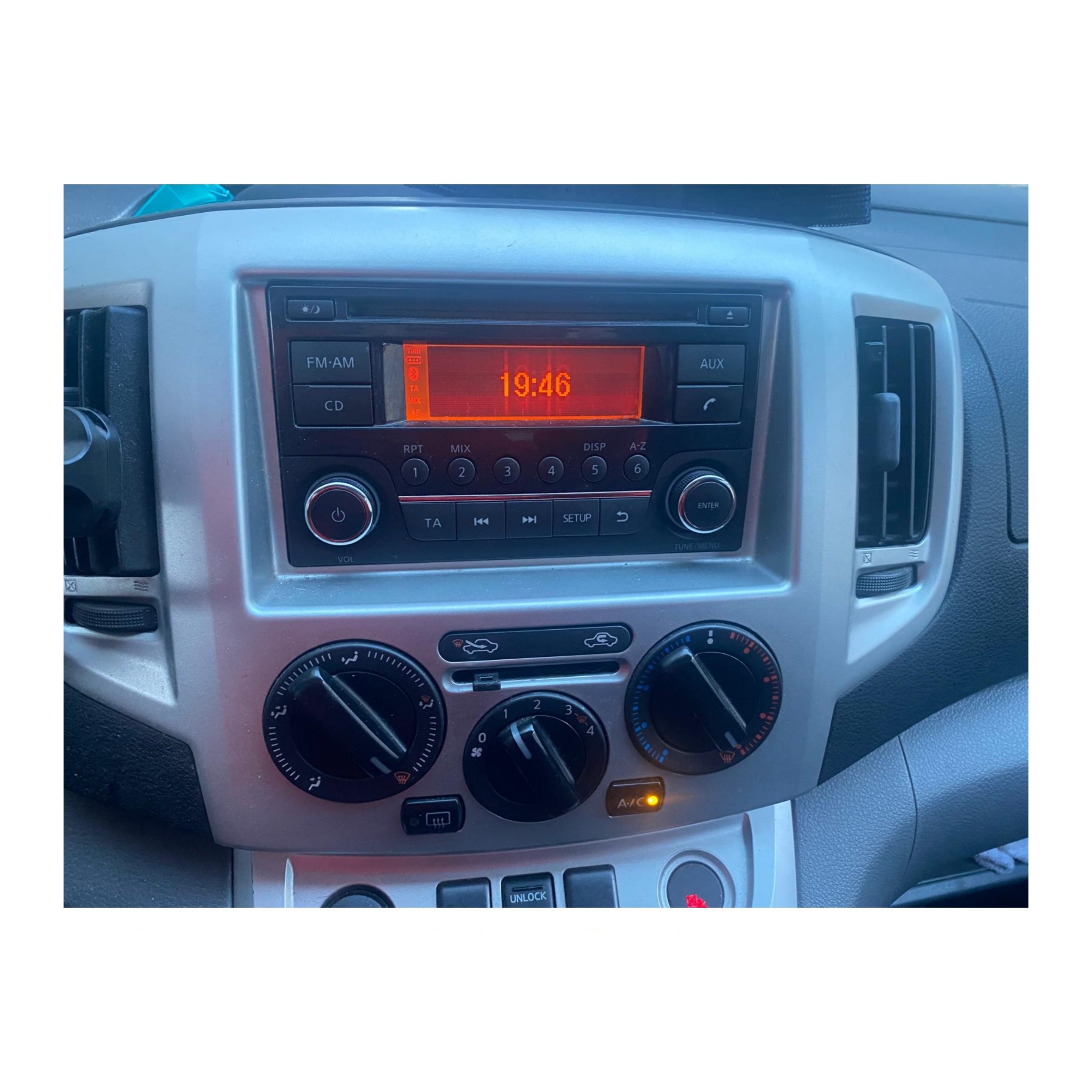 Autoradio per Nissan Evalia L200 | NV200 9" 2K | 2009-2016 | Android | Bluetooth | CarPlay | Android Auto | 12/256GB Ram