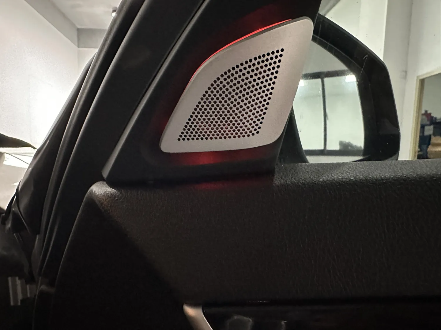 Ambient Light Altoparlante per BMW Serie 5 F10, F11 (2011-2017), 64 Colori RGB