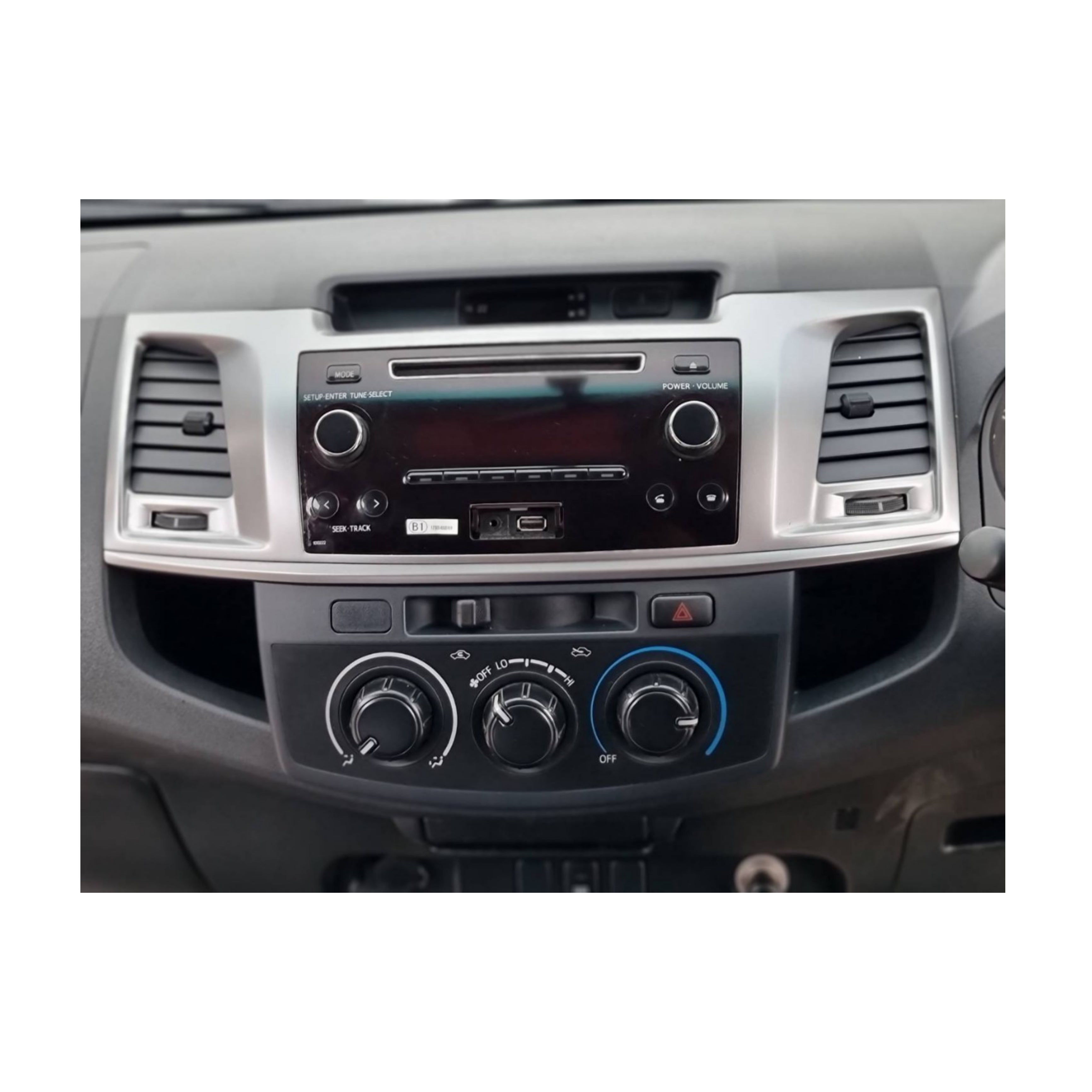 Autoradio per Toyota Fortuner Hilux Revo Vigo 9" 2K | 2007-2015 | Android | Bluetooth | CarPlay | Android Auto | 12/256GB Ram