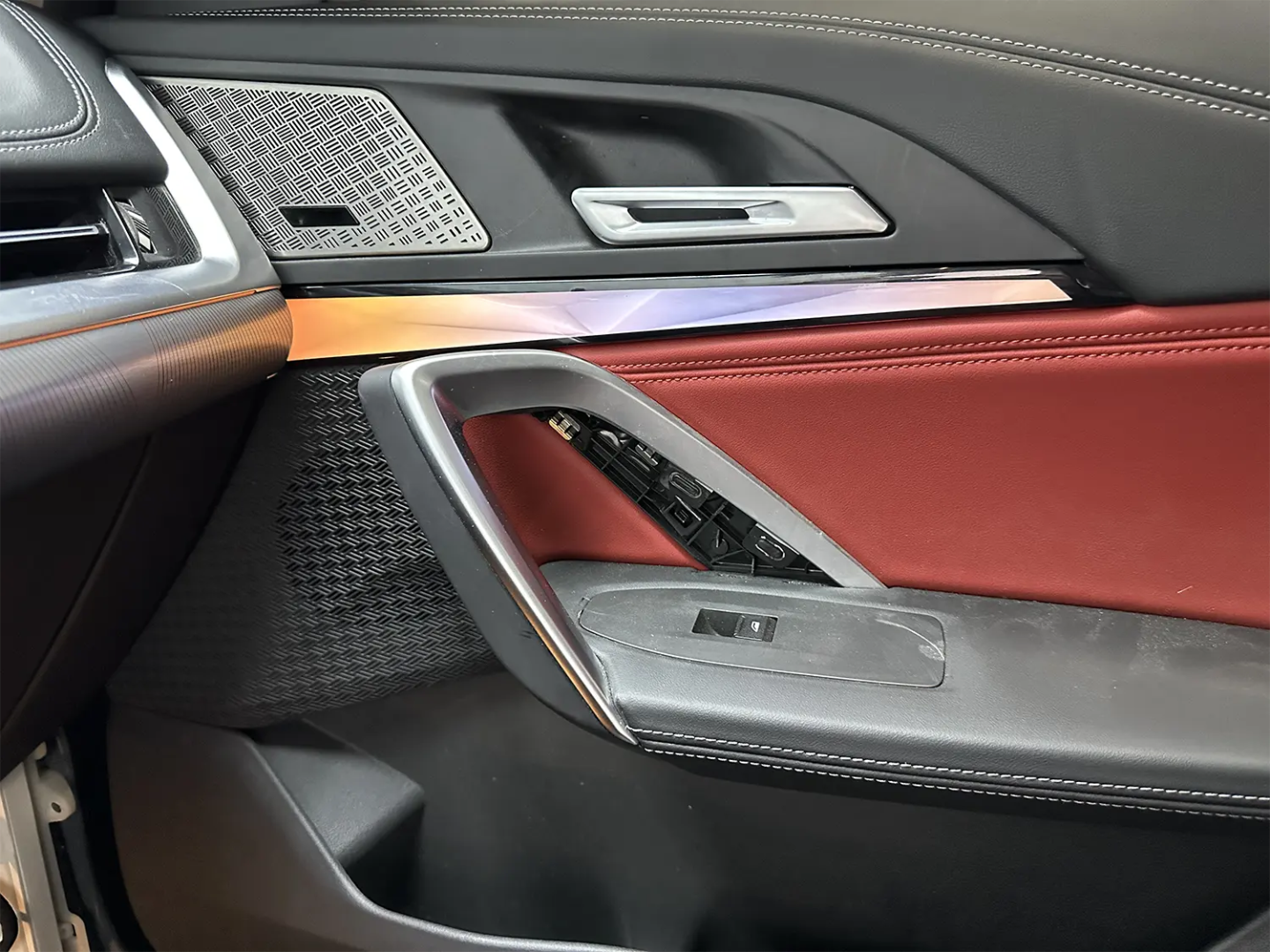 Ambient Light per BMW UI11, UI13, X1, IX1, IX2, IX2 (2022>), 64 Colori RGB