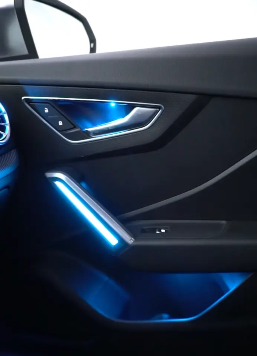 Ambient Light per Audi Q2 (2019-2026), 256 Colori, APP
