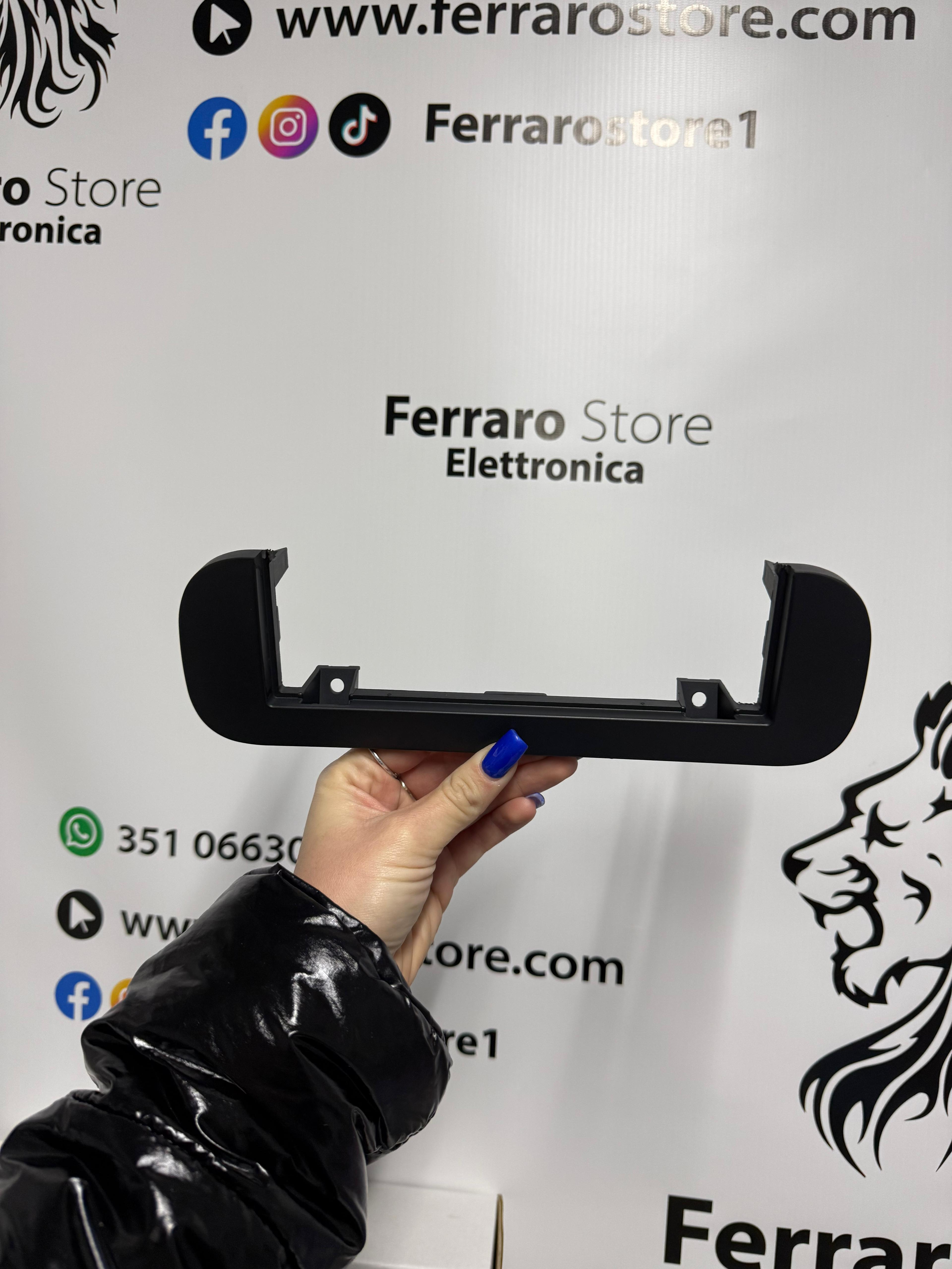 Autoradio per Fiat Panda 3ª Serie, 1Din 5.5" | Dal 2013> | Bluetooth | Radio | USB | Navigatore | CarPlay e Android Auto Wireless