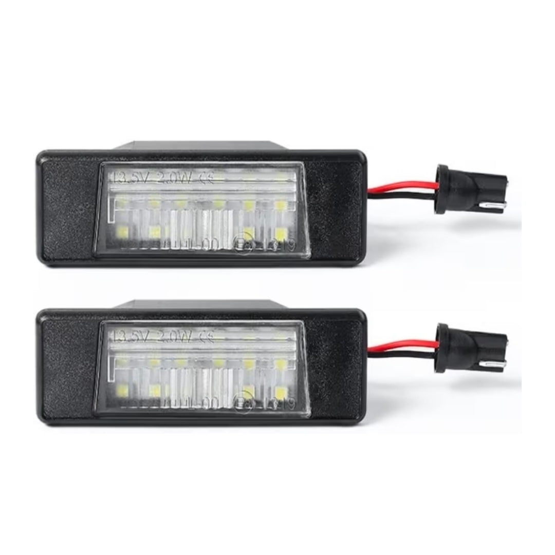 Set Luci Targa a Led per Nissan Qashqai, Juke, Versa, X-Trail (Compatibilità in Descrizione), Plug and Play