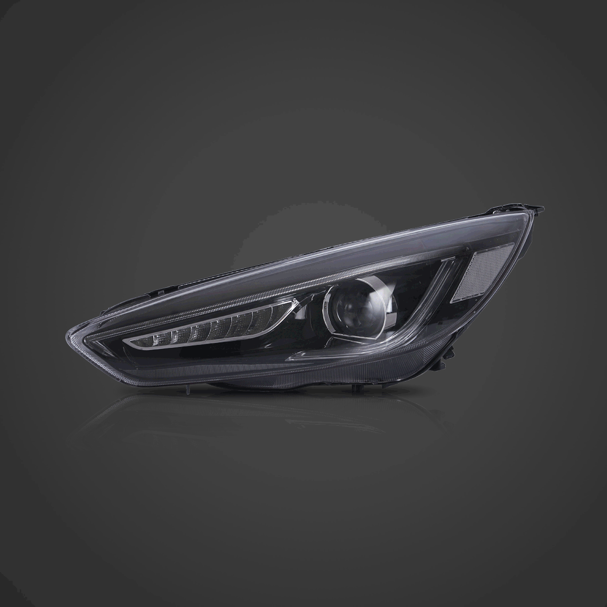 Fanali Anteriore Completo per Ford Focus 3ª Serie (2015-2018) a LED
