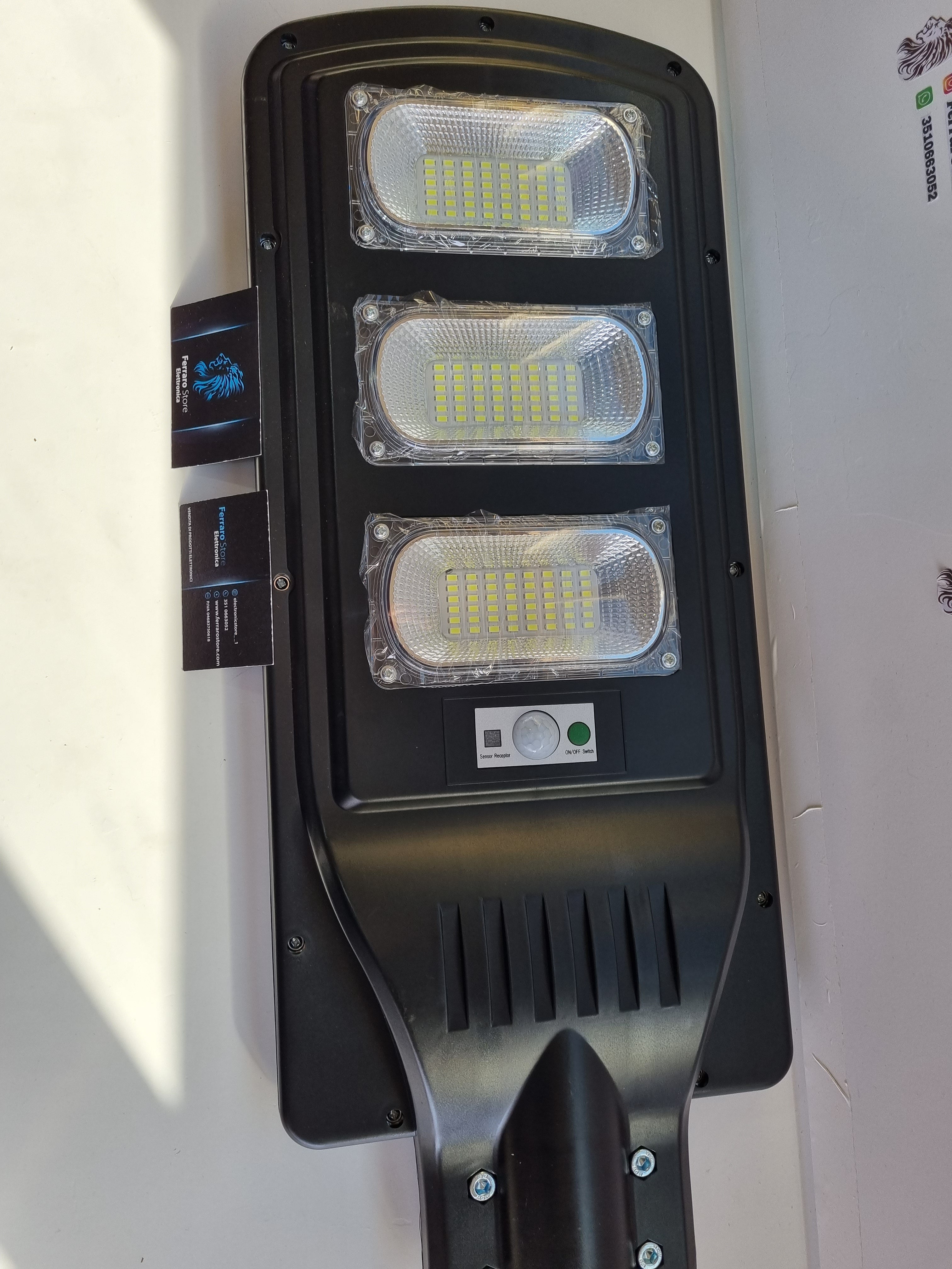 Lampione Esterno - Lampione Stradale, 90w, Pannello Solare Integrato, Telecomando incluso