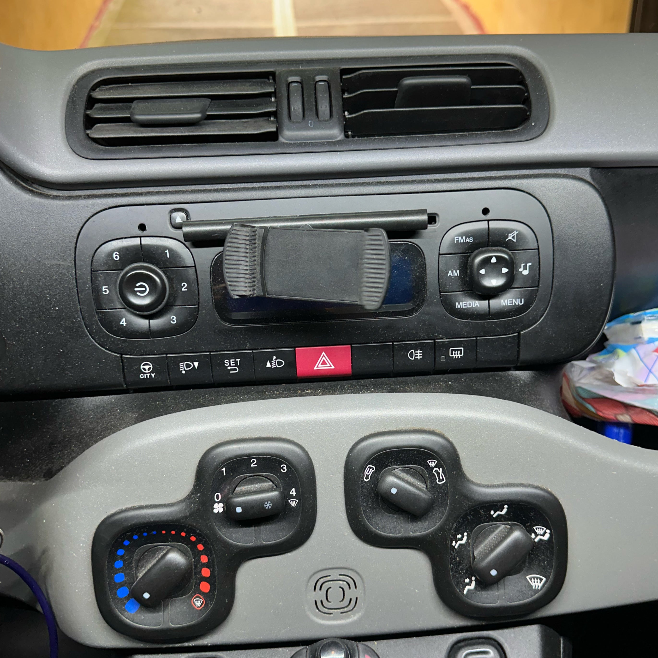 Autoradio per Fiat Panda 3a Serie 7" | 2013-2020 | Android | Bluetooth | CarPlay | Android Auto | 2GB/4GB/6GB/8GB Ram