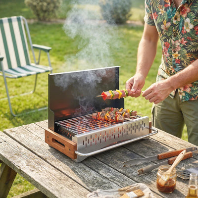 Outsunny Barbecue Portatile a Carbone con Vaschetta Rimovibile, in Acciaio Inox e Metallo, 50.5x34x33 cm, Nero