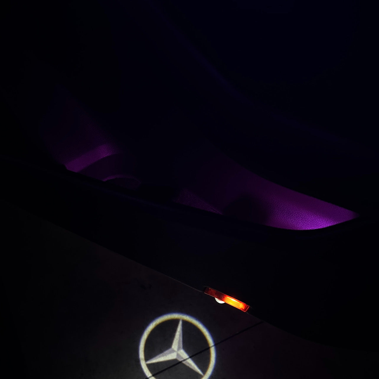 Ambient Light dedicato per Mercedes GLA x156, Luci Ambiente con Comando da App, RGB Led Interior, Led Dinamico