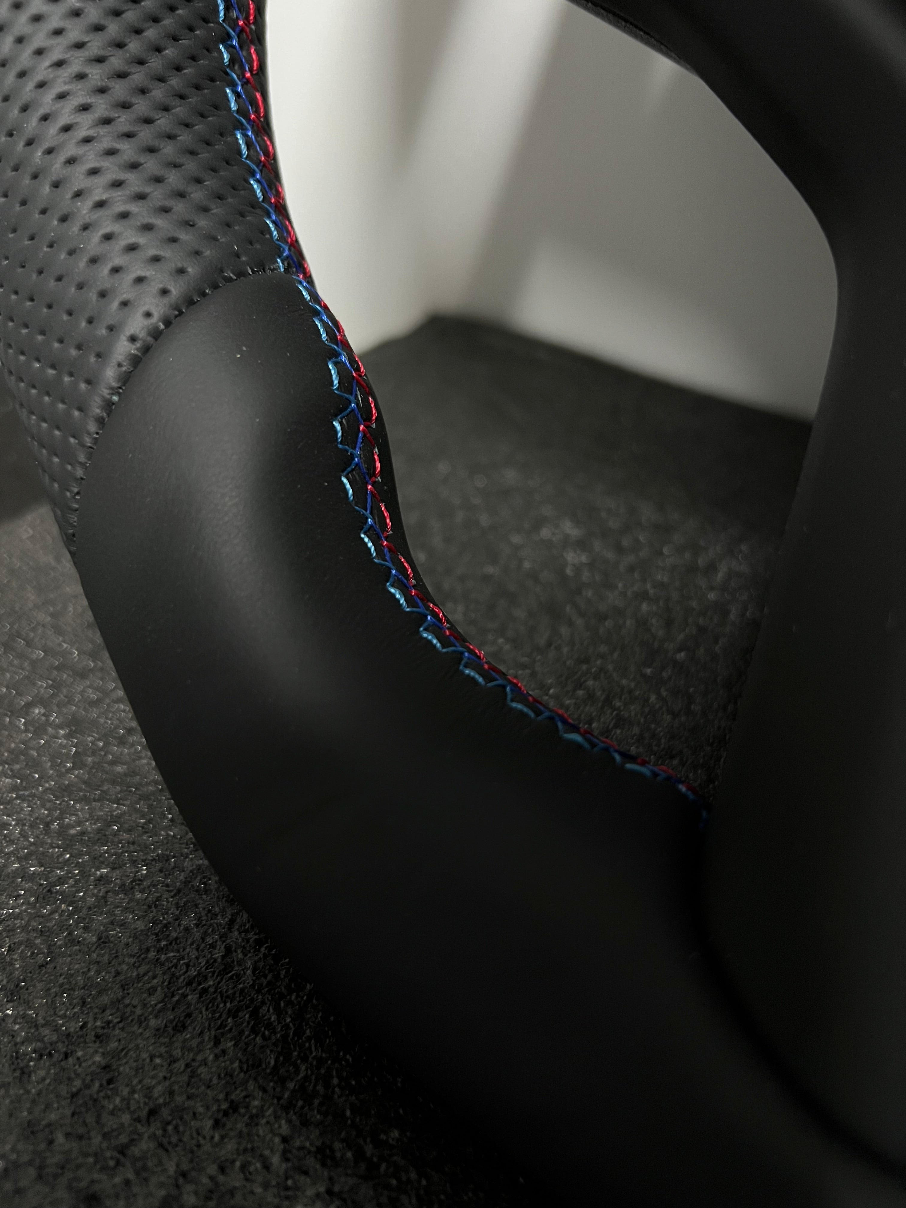 Volante per BMW, Pelle Nera, Linea Azzurra, Sport