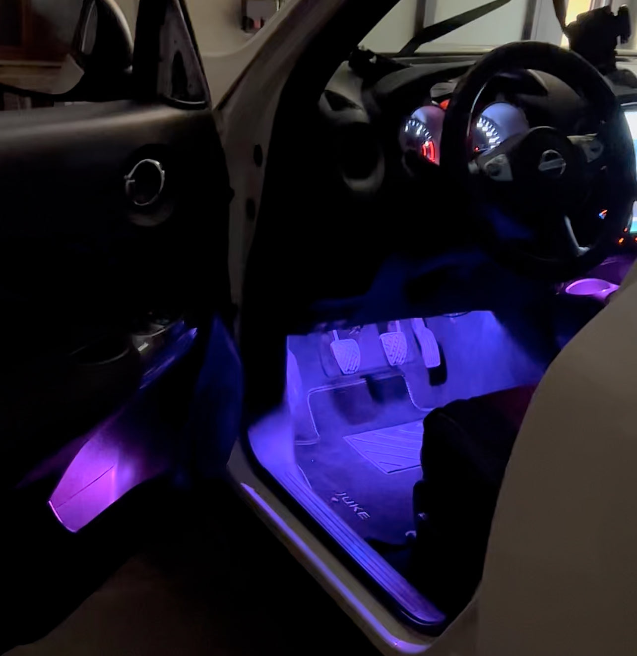 Ambient Light dedicato per Nissan Juke, Luci Ambiente con Comando da App, RGB Led Interior, Led Dinamico