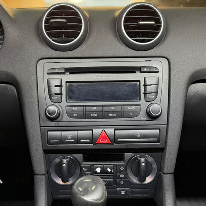 Autoradio per Audi A3 8P 7" | 2003-2013 | Motorizzato | Bluetooth |  Radio | USB |  Mirror Link per Android