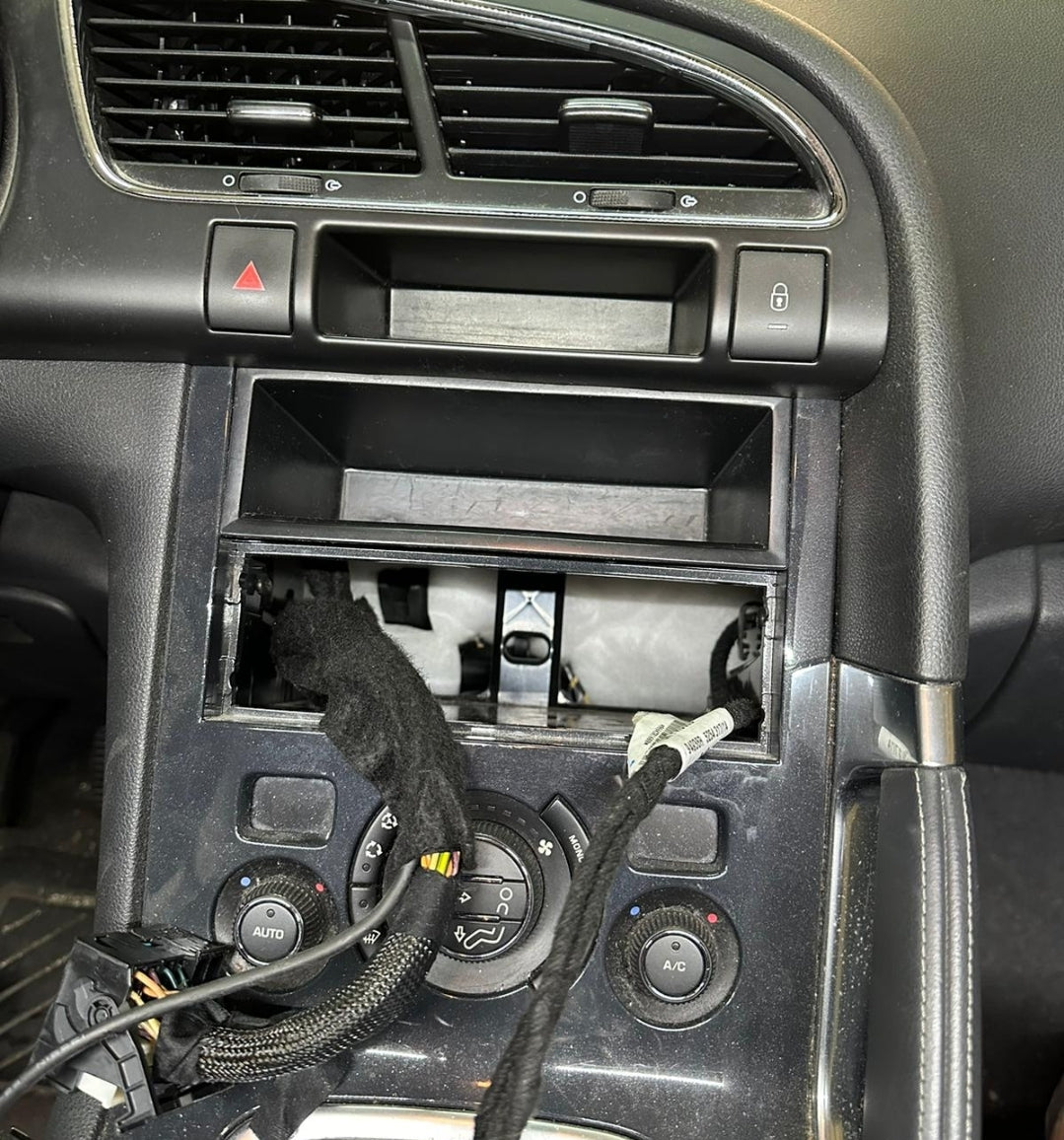 Autoradio per PEUGEOT 3008 [2009 - 2015] - 2GB/4GB/6GB, Sistema auto Intelligente, 2Din 7"Pollici, GPS, Navigatore, Wifi