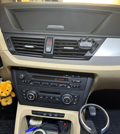 Kit Montaggio Autoradio 10.1"Pollici BMW X1 E84 (2009-2015) Mascherina, Cablaggio Autoradio Android