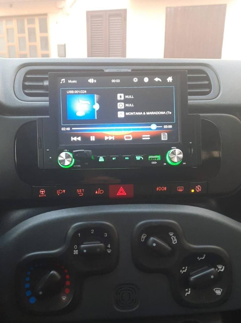 Autoradio per Fiat PANDA 3a [2013-2020] - 1Din 6.2 Pollici, Bluetooth,  Radio, Doppia USB, Mirror Link Android e IOS
