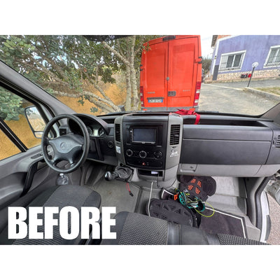 Autoradio per Mercedes Sprinter W906 (2006-2014) 7" | Android | Motorizzato | Bluetooth | CarPlay | Android Auto | 2/32GB Ram