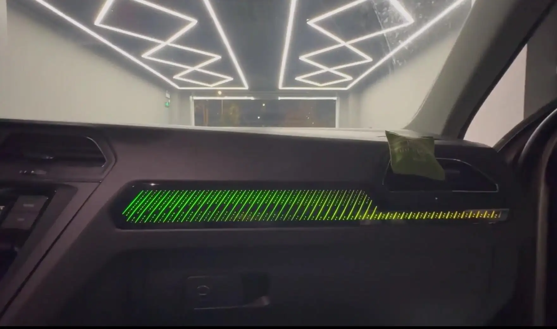 Ambient Light per Volkswagen Tiguan Allspace (2017-2021), 256 Colori, APP