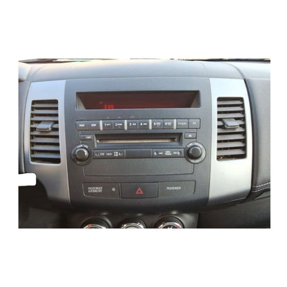 Autoradio per Mitsubishi | Citroen | Peugeot 9.7" | 2005-2016 | Android | Bluetooth | CarPlay | Android Auto | Modello Tesla | 4GB/8GB Ram