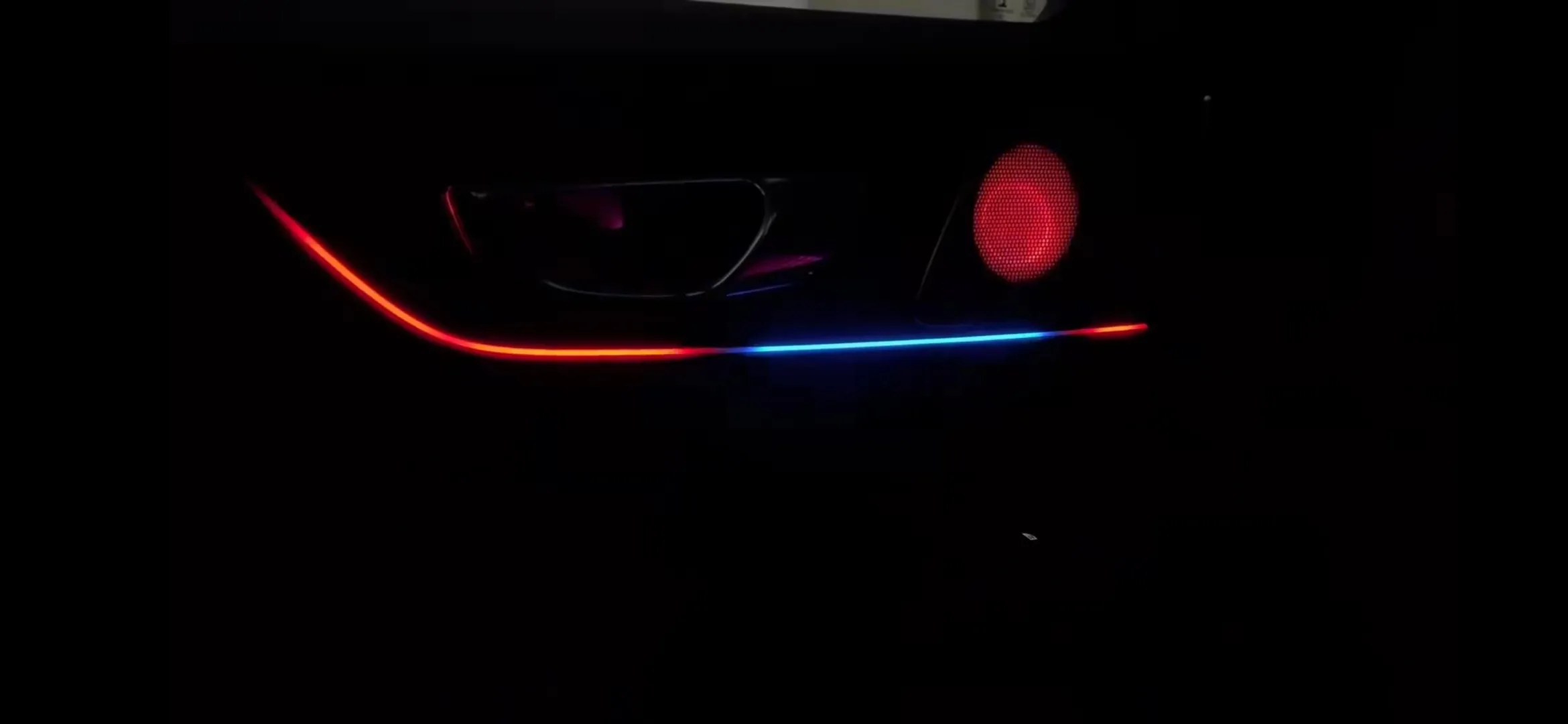Ambient Light per Volvo XC60 (2017-2026), 256 Colori RGB