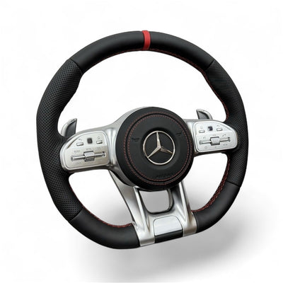 (PRENOTA) Volante per Mercedes, Etichetta Rossa, Pelle Nera, Filo Rosso, AMG