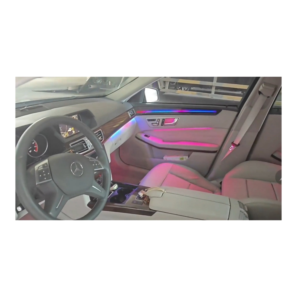 Ambient Light per Mercedes Classe E W212 (2009-2016), 64 Colori RGB