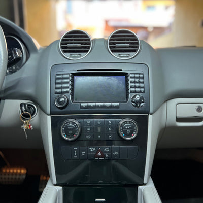 Kit Montaggio Autoradio 9"Pollici Mercedes Classe ML, GL X164 (2005-2012), Mascherina, Cablaggio per Autoradio Android