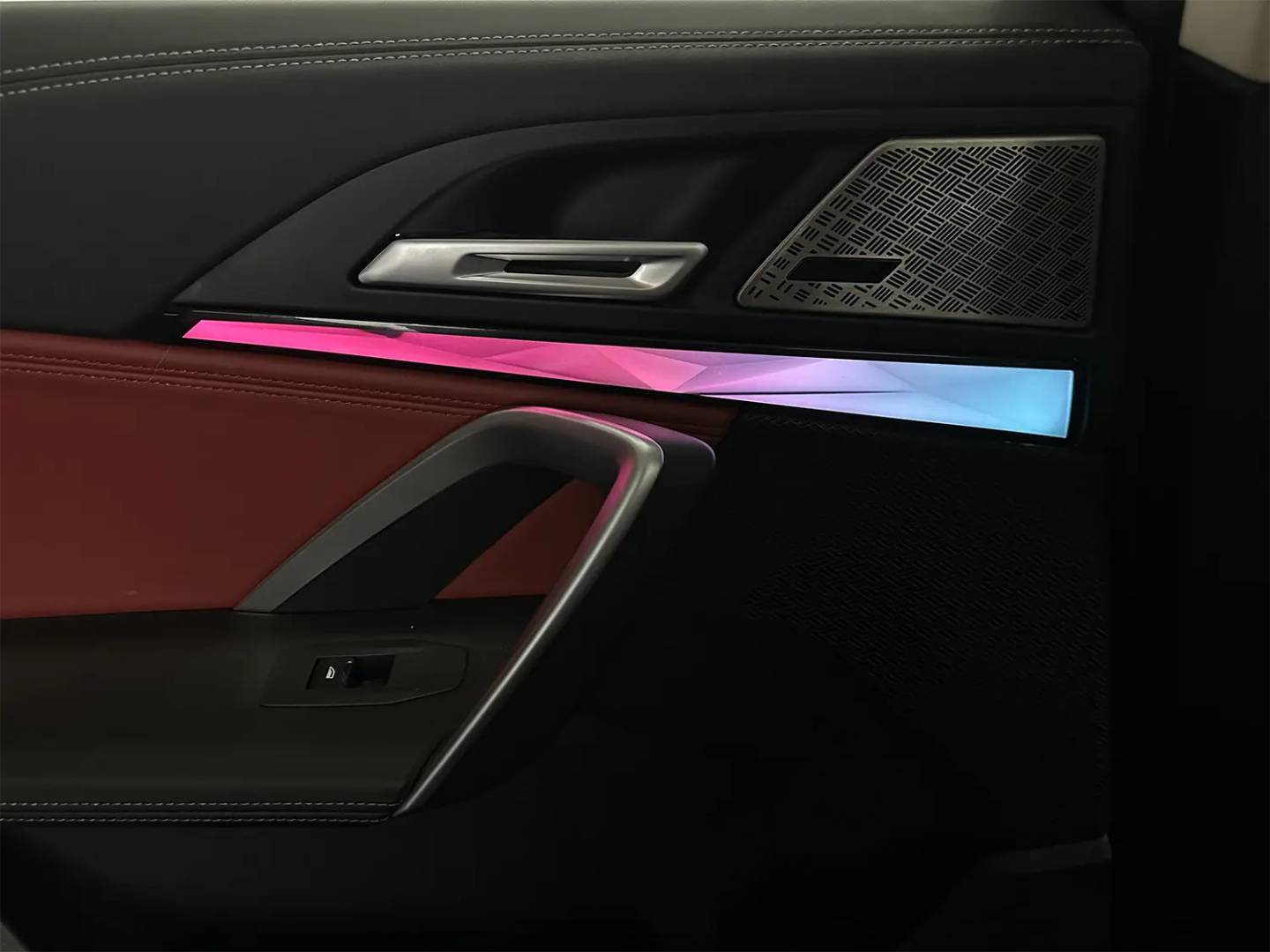 Ambient Light per BMW UI11, UI13, X1, IX1, IX2, IX2 (2022>), 64 Colori RGB