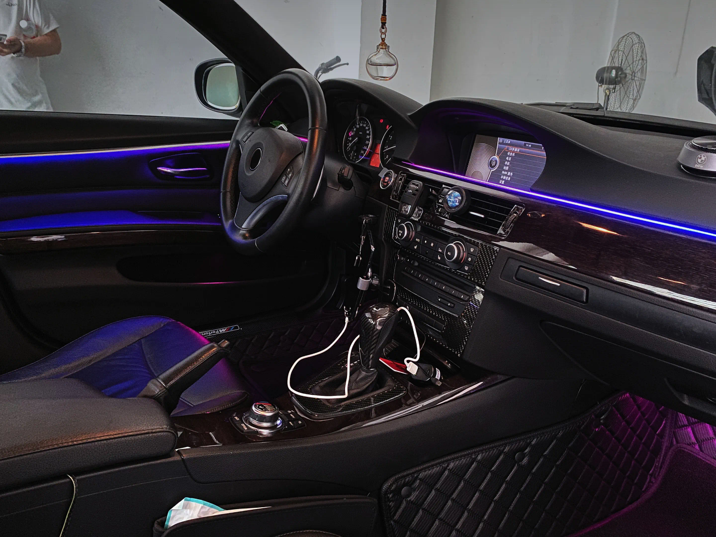 Ambient Light per BMW Serie 3 E90 (2005-2013), 256 Colori, APP