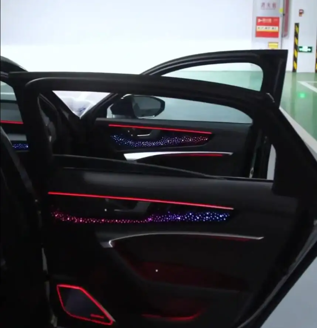 Ambient Light per Audi A7
C8, S7, RS7, 64 Colori RGB